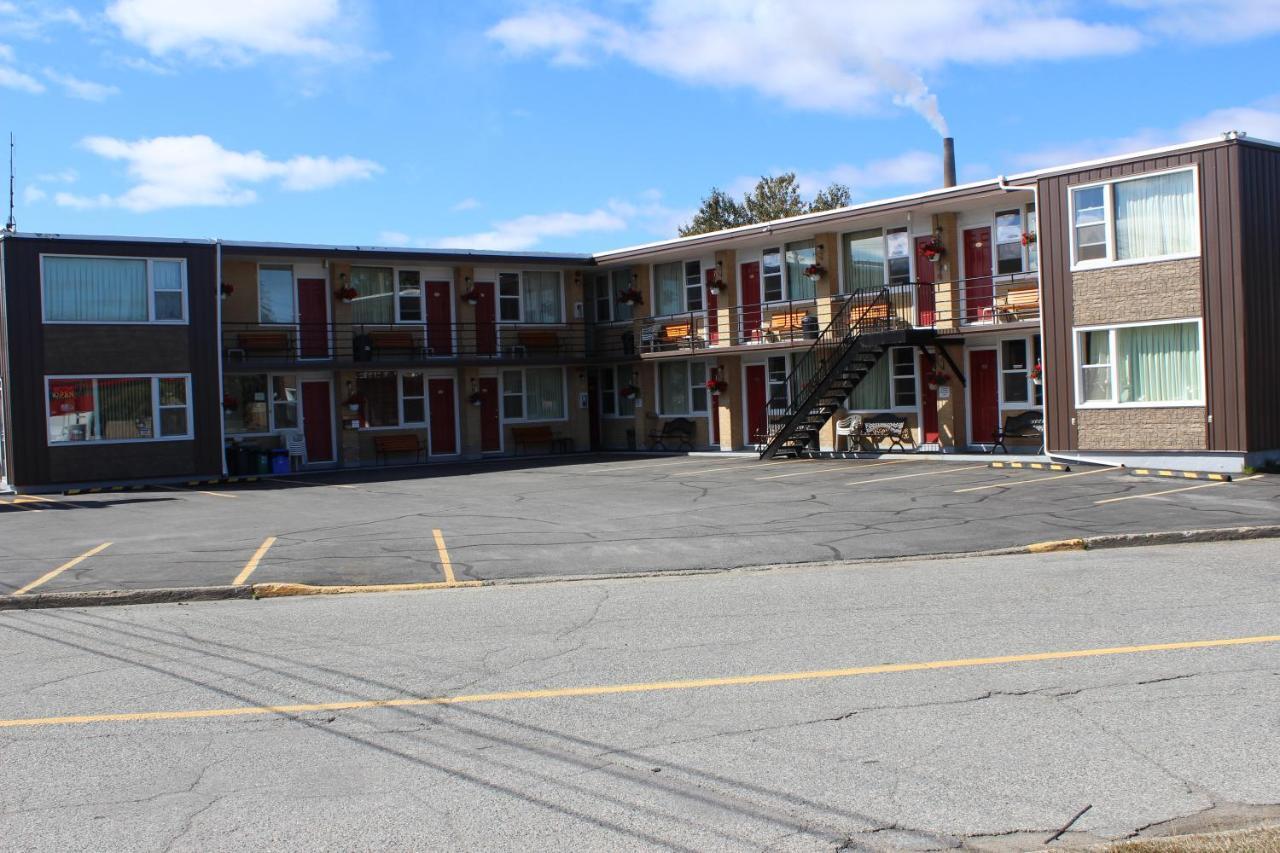 Imperial Fireside Inn Sudbury Exterior foto