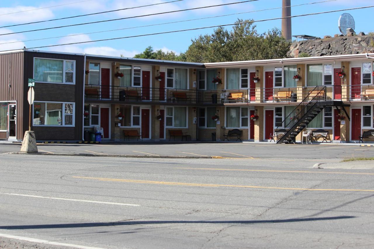 Imperial Fireside Inn Sudbury Exterior foto