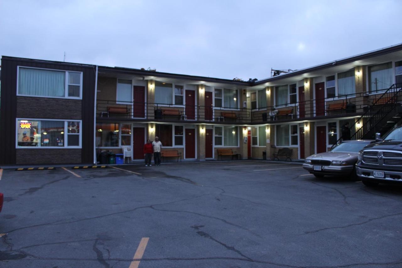 Imperial Fireside Inn Sudbury Exterior foto